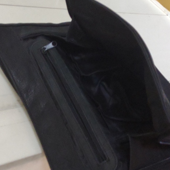 Men's Unisex leather messenger bag - Picture 5 of 7